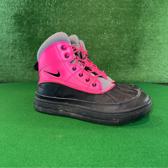 Nike ACG Woodside 2 High Pink Foil 2015 524876-600 Gradeschool Big Girls Size 7Y - Picture 1 of 6
